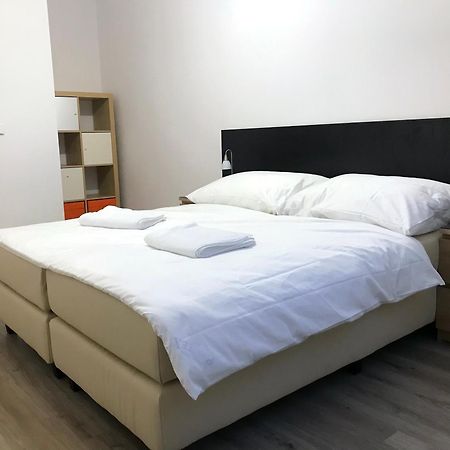 Valentine's National Museum Apartments Prague Chambre photo